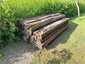 Daruji staré dřevěné pražce
