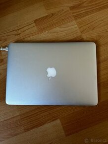 MacBook Air 13” early 2015
