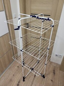 Sušák Leifheit Tower 340