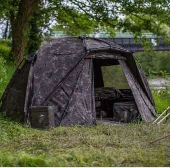 Nash Bivak Titan Hide Camo Pro,1 použity , podložka a přední