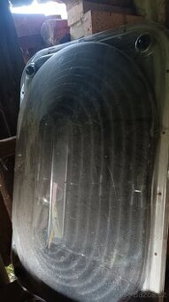 Solarni ohrev bazenu na strechu velka pyramida
