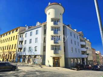 Prodej bytu 2+kk s garážovým dvojstáním, Jihlava, Srázná