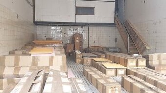 Pronájem skladu, 61 m2, Praha–Uhříněves, nám. Bratří Jandusů