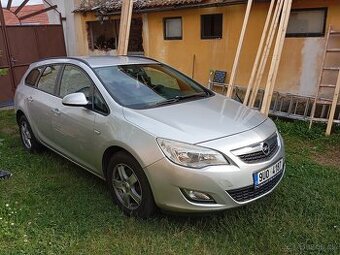 Opel Astra J Sports Tourer