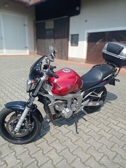 Yamaha Fazer 600