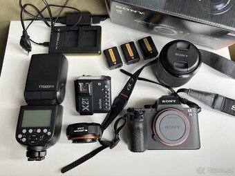 Sony A7II s příslušenstvím