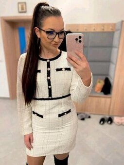Šaty nové elegantní se zlatymi knoflíky S