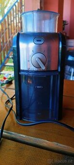 Mlýnek na kávu KRUPS