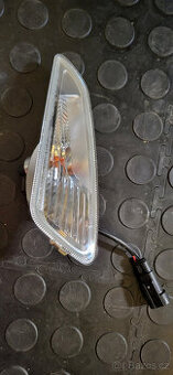 Přední blinkry Vespa Primavera Sprint 50