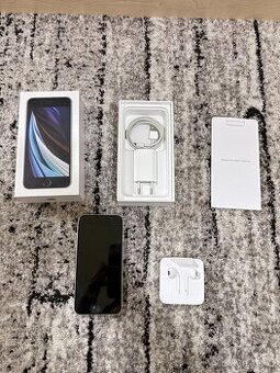 iPhone SE 2020, 64 GB, bílý