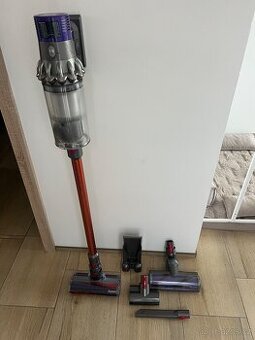 Dyson cyclone v10 absolute
