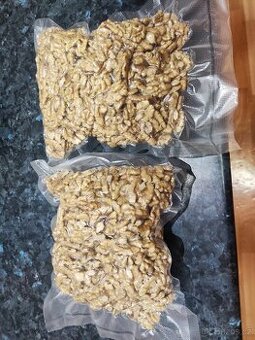 Vlašské ořechy loupané