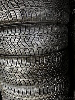 205/50 R17 Pirelli SOTTOZERO 3 zimní pneumatiky