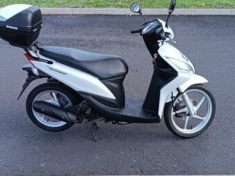 Honda SH Vision,125 , jako nový, bez investic