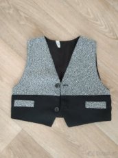 sváteční vesta v. 104