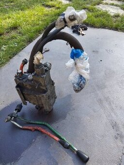 Hydraulický rozvaděč