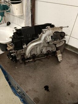 Hlava motoru octavia 2