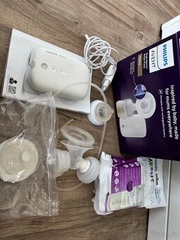 Přenosná odsávačka + 50ks pytlíčku na mléko