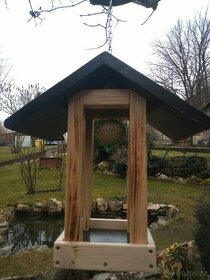 Krmítko, EKO nátěr, masivní dřevo, 100% ruční práce