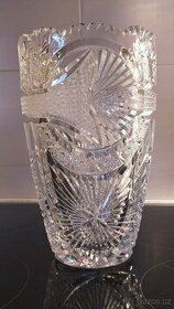 nádherná broušená váza