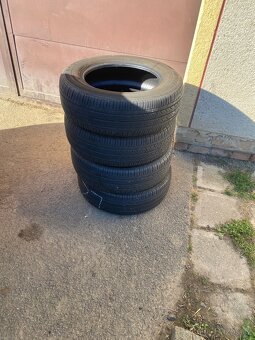 Pneumatiky 195/65r15