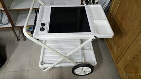 Zahradní gril se sklo-keramickou deskou