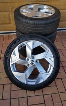 NOVÁ letní sada ŠKODA SUPERB 3,4 5x112 R18 také Passat B8,9