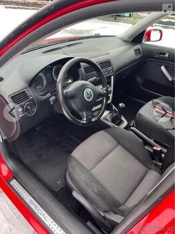 Volkswagen Bora 1.6 FSi 81kw - 1