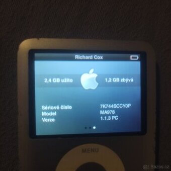 Apple iPod nano 1. generace 4 GB – retro kousek, kompletní b