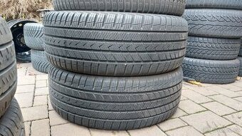 Pneu celoroční, 2 ks, rozměr 235/50/19, 99V, zn. VREDESTEIN