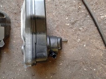 CITROEN C5 III RV 2015 NÁDRŽKA ČERPADLA ODPRUŽENÍ