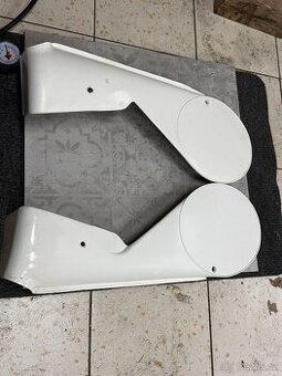 Čz 250/513, atd… - podsedadlové plasty