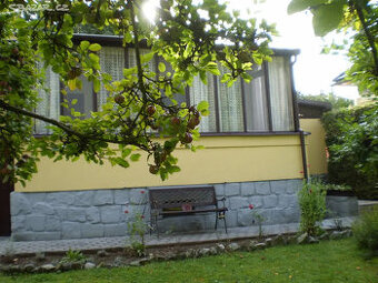 PRODEJ CHATY 60 m2, POZEMEK 633 m2, LŠTĚNÍ-ZLENICE