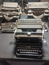 PSACÍ STROJE 3 KUSY-JEDEN V AZBUCE