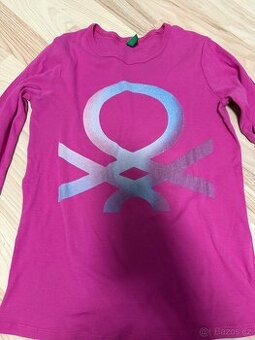 Krásné triko Benetton vel 9let