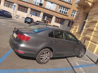 volkswagen jetta 1.4 tsi