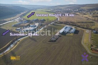 Prodej komerčního pozemku 11 640 m², Drslavice, okres Uhersk