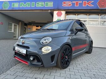 ABARTH 695 36000KM AKRAPOVIČ PRAVIDELNÝ SERVIS TOP STAV