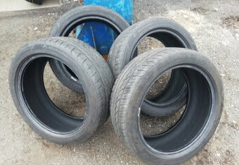 Letní pneu 225/45 R18 MATADOR 4X