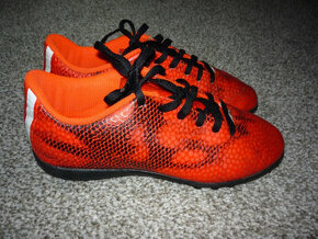 Fotbalová obuv, turfy Adidas vel.34 stélka 21,5cm - 1