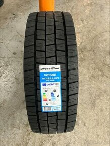 285/70 r19,5 Záběrové pneu CrossWind 285 70 19,5 - 1
