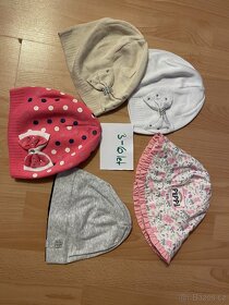 98 104 110 obleceni holcicka