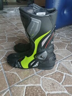 Moto  boty EU 44- NOVE