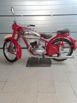 Jawa 250 Pérák