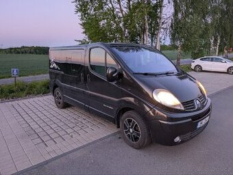 Renault Trafic 2,5 dCI / 107 kW Generation 2007, 7 míst