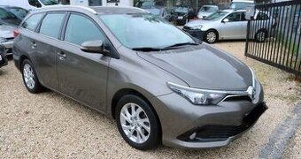 Toyota Auris, 1.6i, ČR, 2015, AUTOMAT