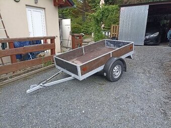 Přívěsný vozík paragan