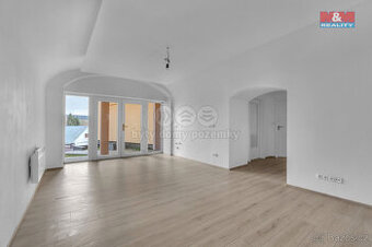 Prodej bytu 3+kk, 76 m², Miletín, ul. Komenského - 1