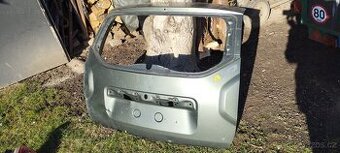 Dacia Duster víko kufru