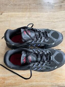 Boty sneakers Adidas Ozmillen vel 42
